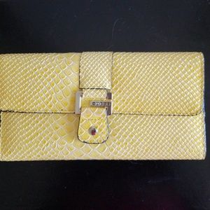 Guess - wallet